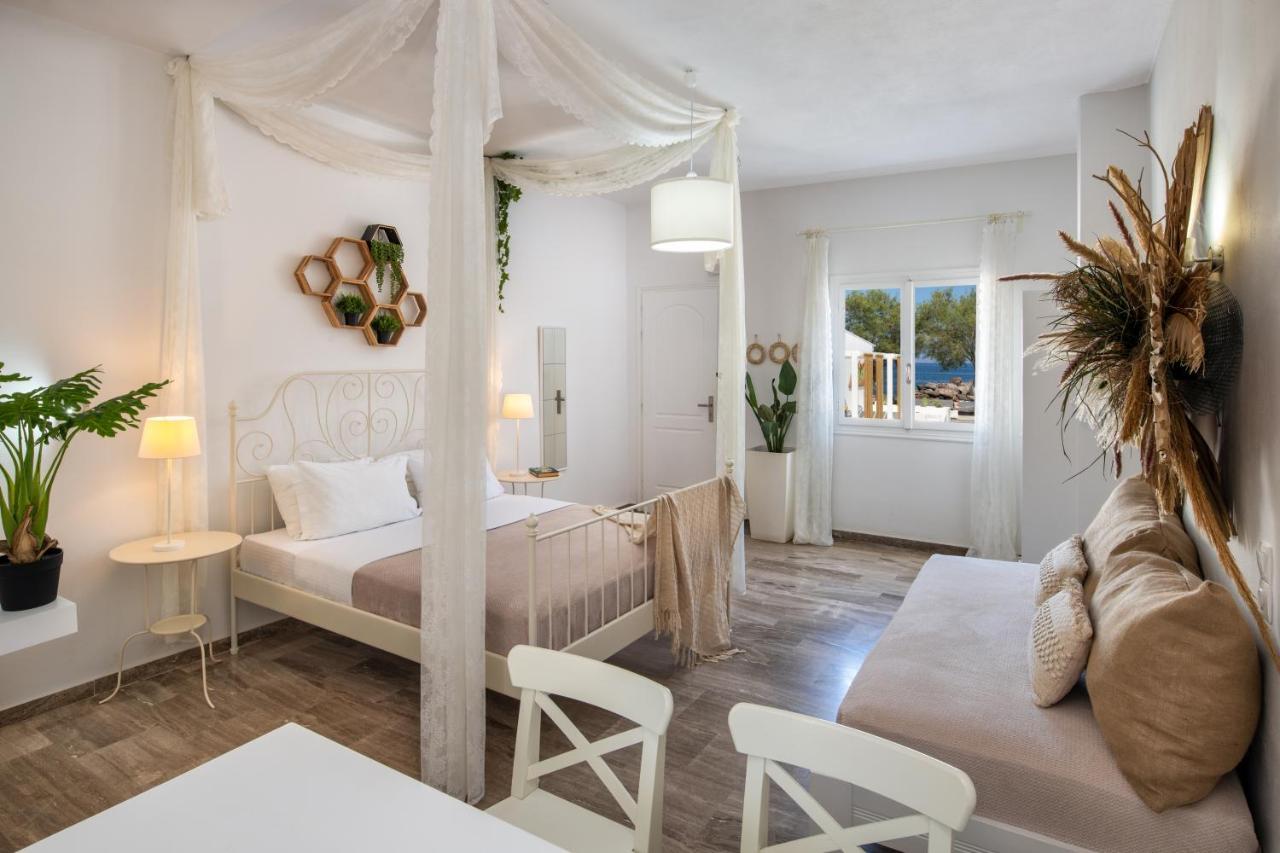 Sol Mare Salis Apartment Kamari  Ngoại thất bức ảnh