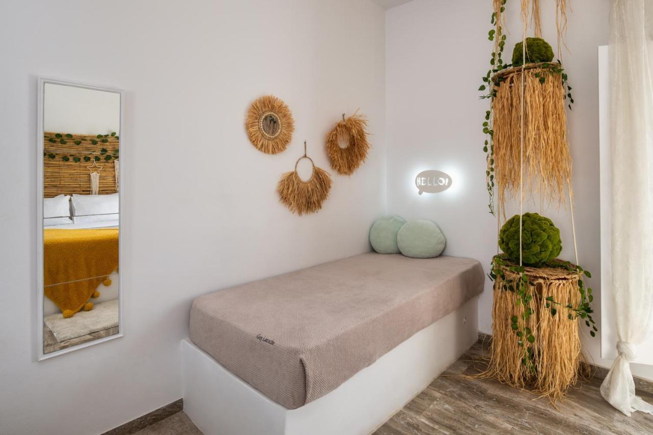 Sol Mare Salis Apartment Kamari  Ngoại thất bức ảnh