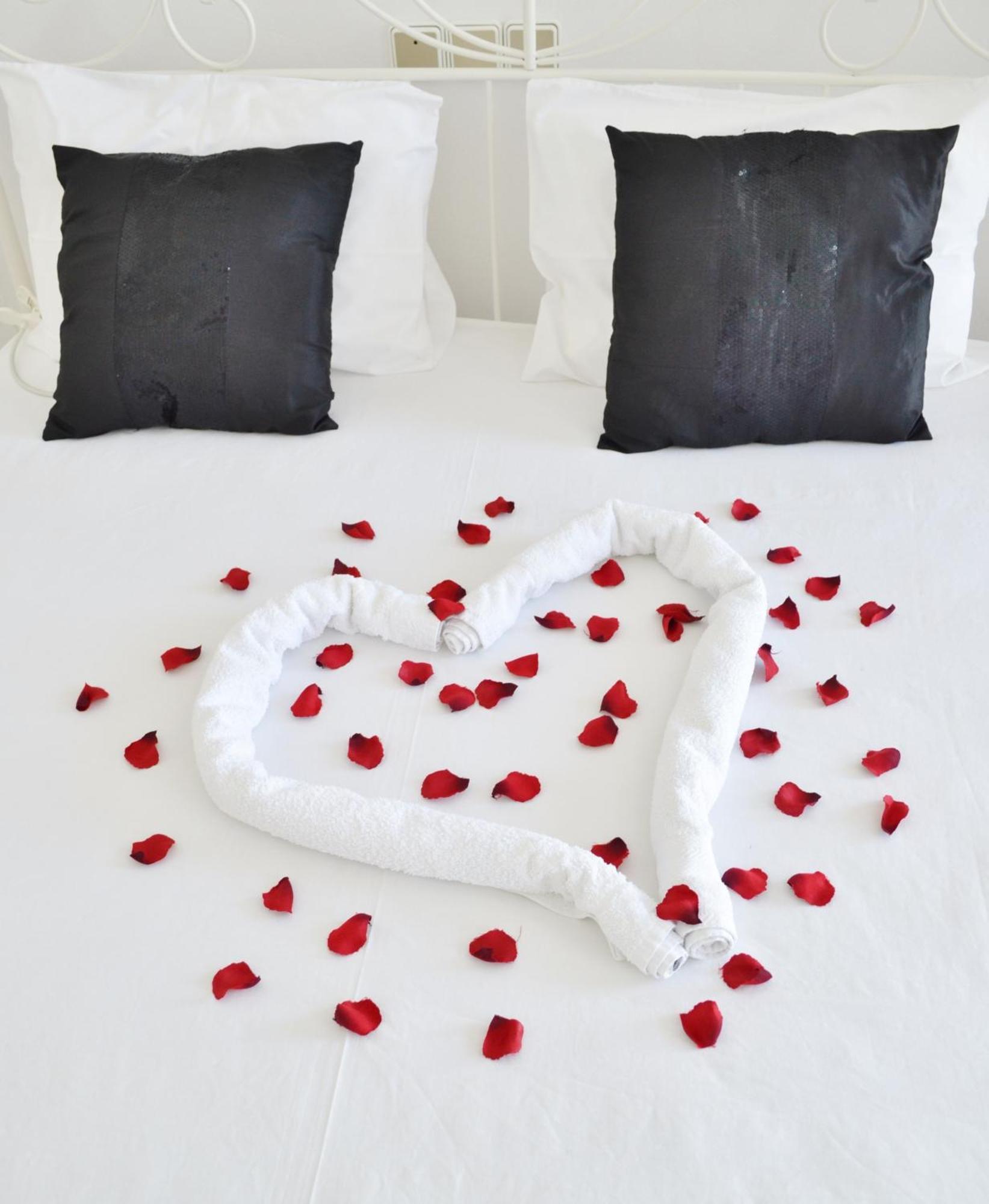 Sol Mare Salis Apartment Kamari  Phòng bức ảnh